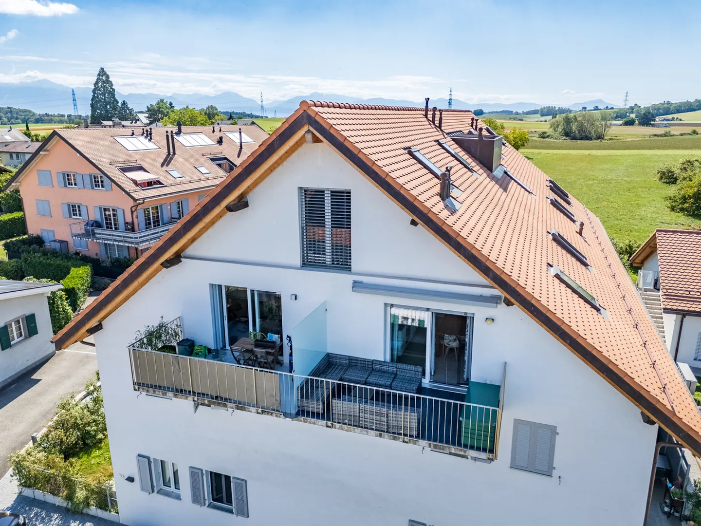 Incantevole appartamento di 2,5 locali in una cascina completamente ristrutturata - Foto 2 di 13