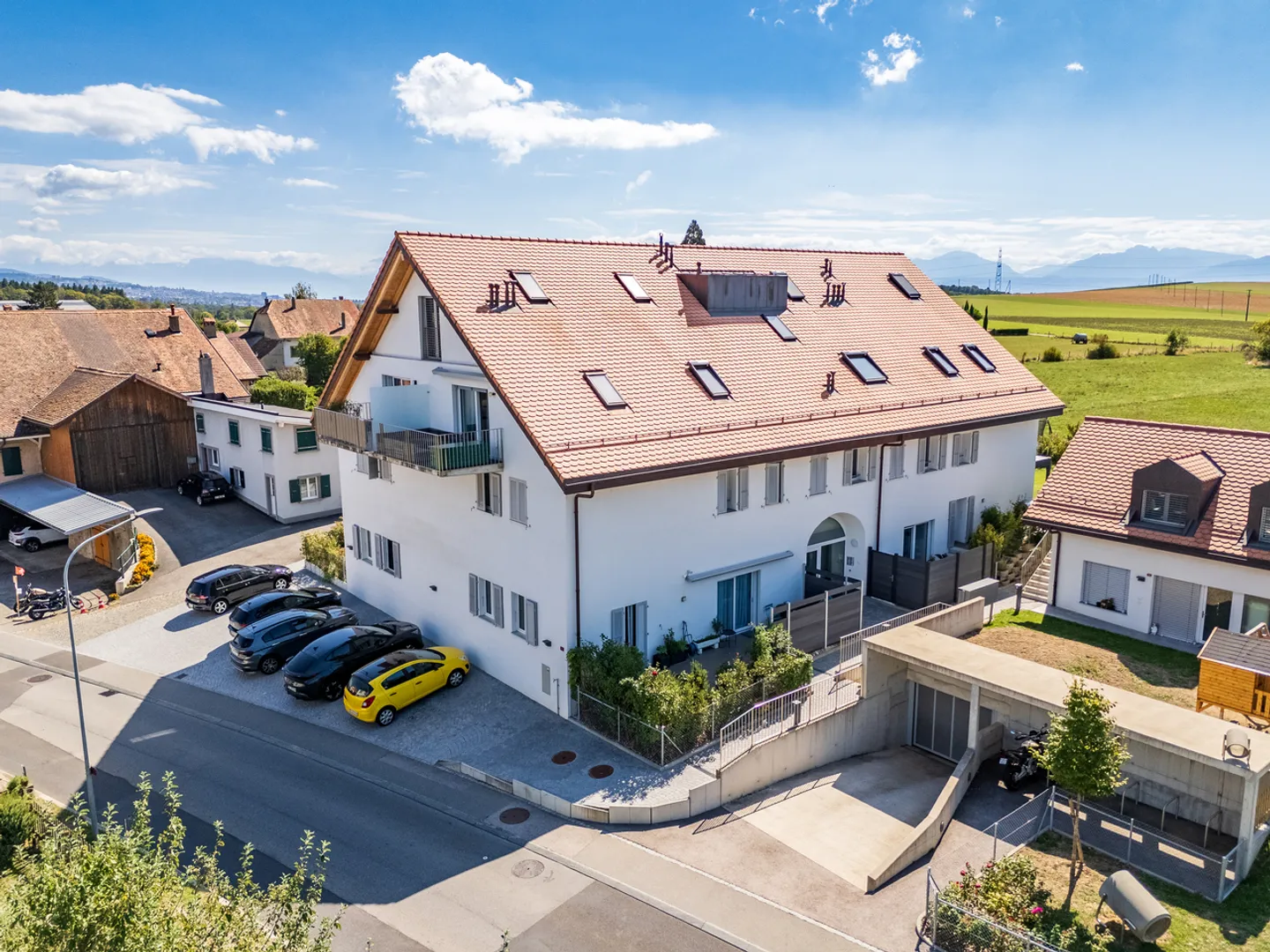 Incantevole appartamento di 2,5 locali in una cascina completamente ristrutturata - Foto 1 di 13
