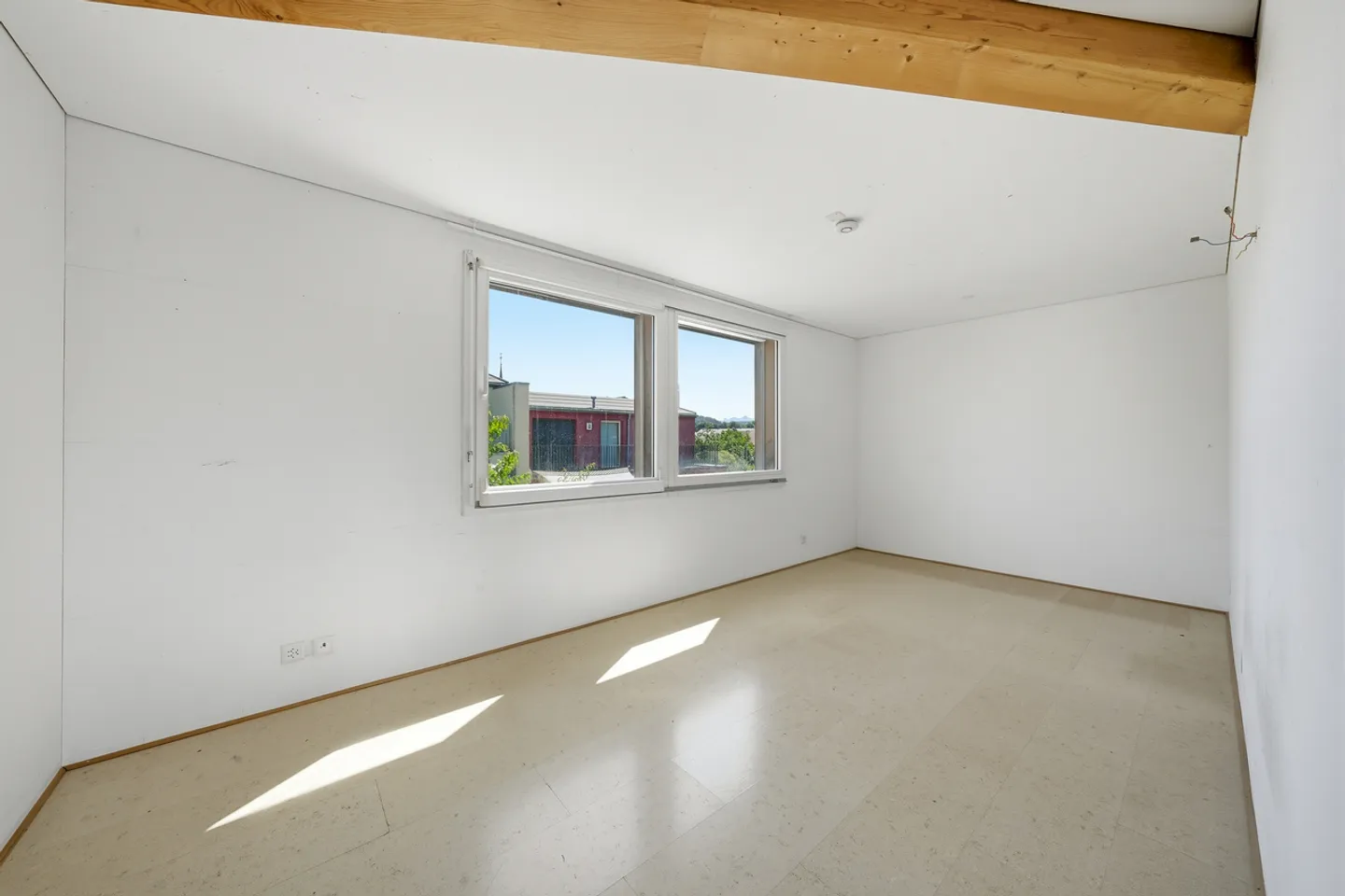 Architect-designed individual villa with magnificent view of the Moléson - Photo 6 of 13
