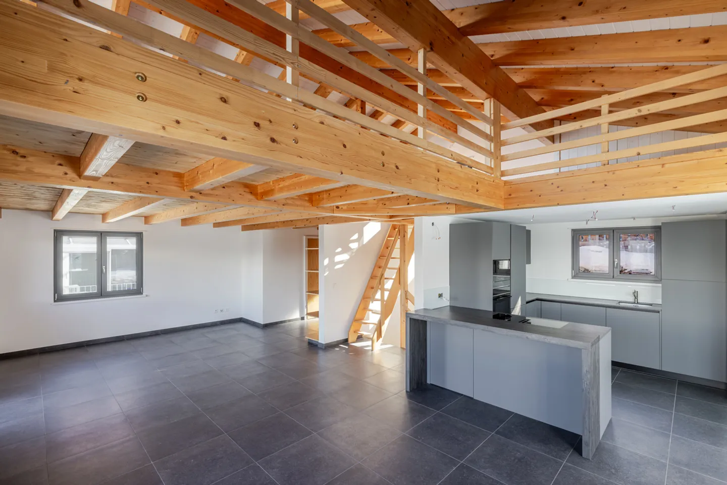 Chalet eccezionale ristrutturato nel 2024 - Vista panoramica sulle Alpi - Foto 3 di 13