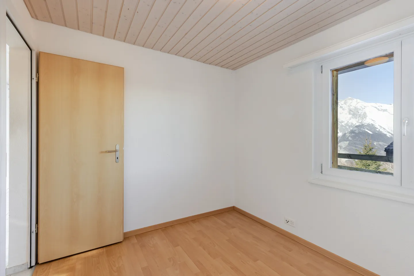 4.5-room apartment in a chalet - Photo 10 of 13