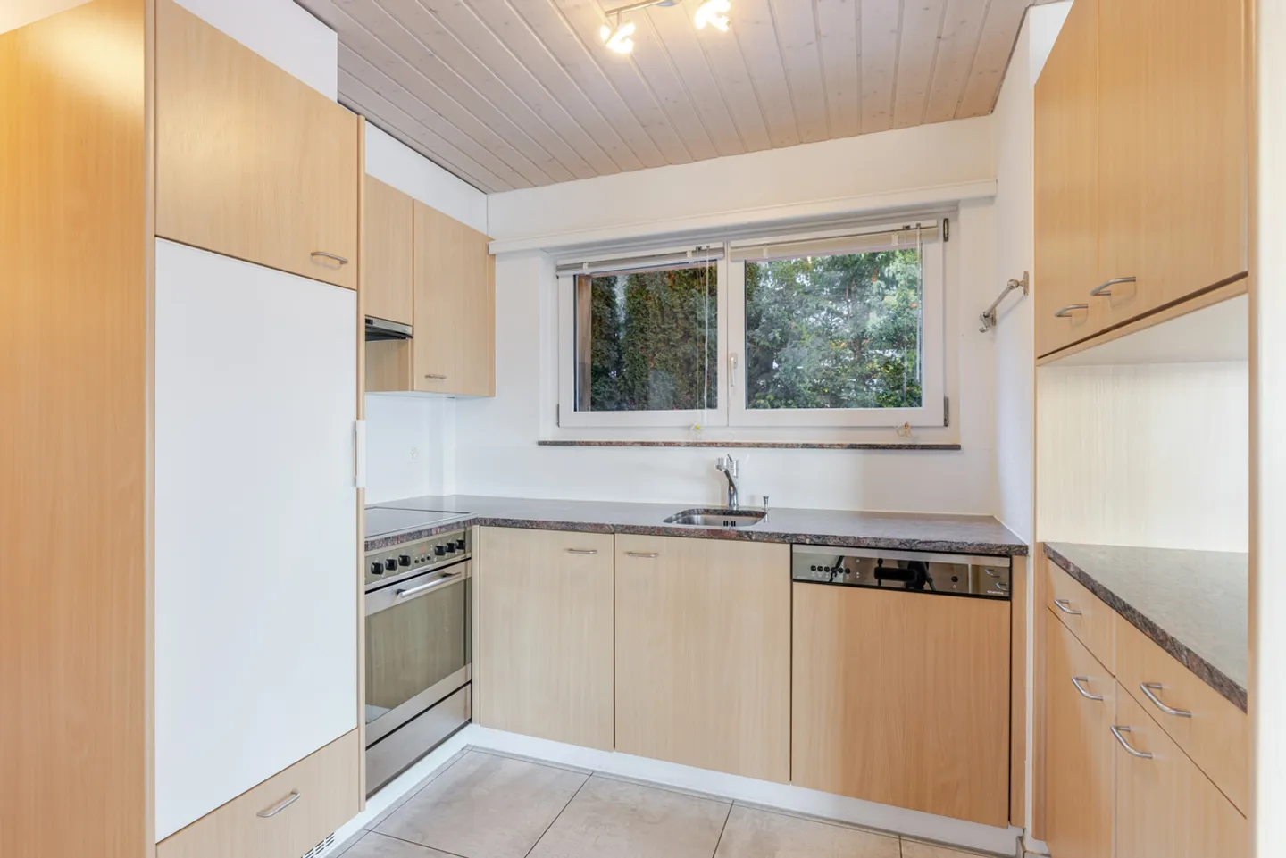 4.5-room apartment in a chalet - Photo 11 of 13