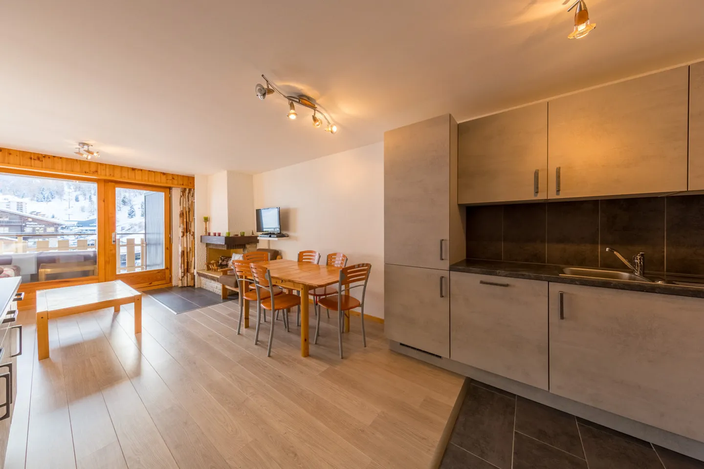 Ai piedi delle piste, bel 2.5 locali a Nendaz - Foto 3 di 13