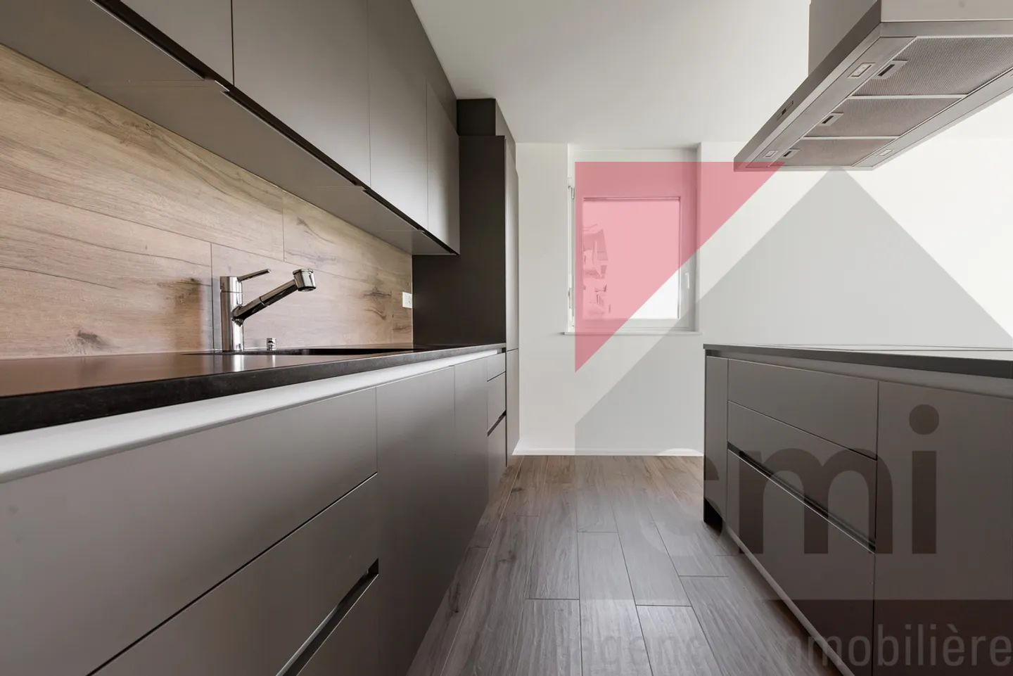 Confortable appartement rénové avec jardin sur les hauts de Vevey - Photo 3 sur 13