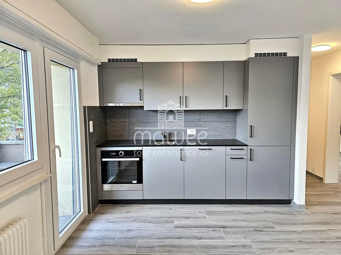 4.5 Zimmerwohnung komplett renoviert ! - Foto 3 von 10