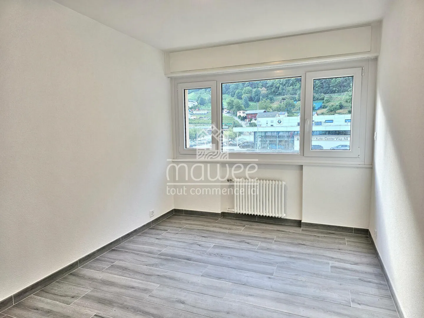 4.5 Zimmerwohnung komplett renoviert ! - Foto 6 von 10