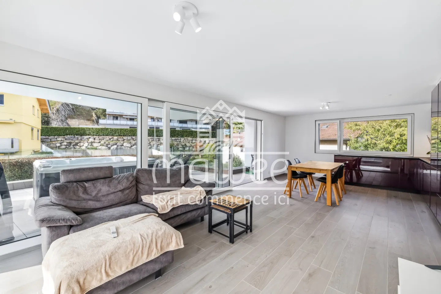 Appartamento eccezionale con jacuzzi e terrazza di 43 m²! - Foto 2 di 13