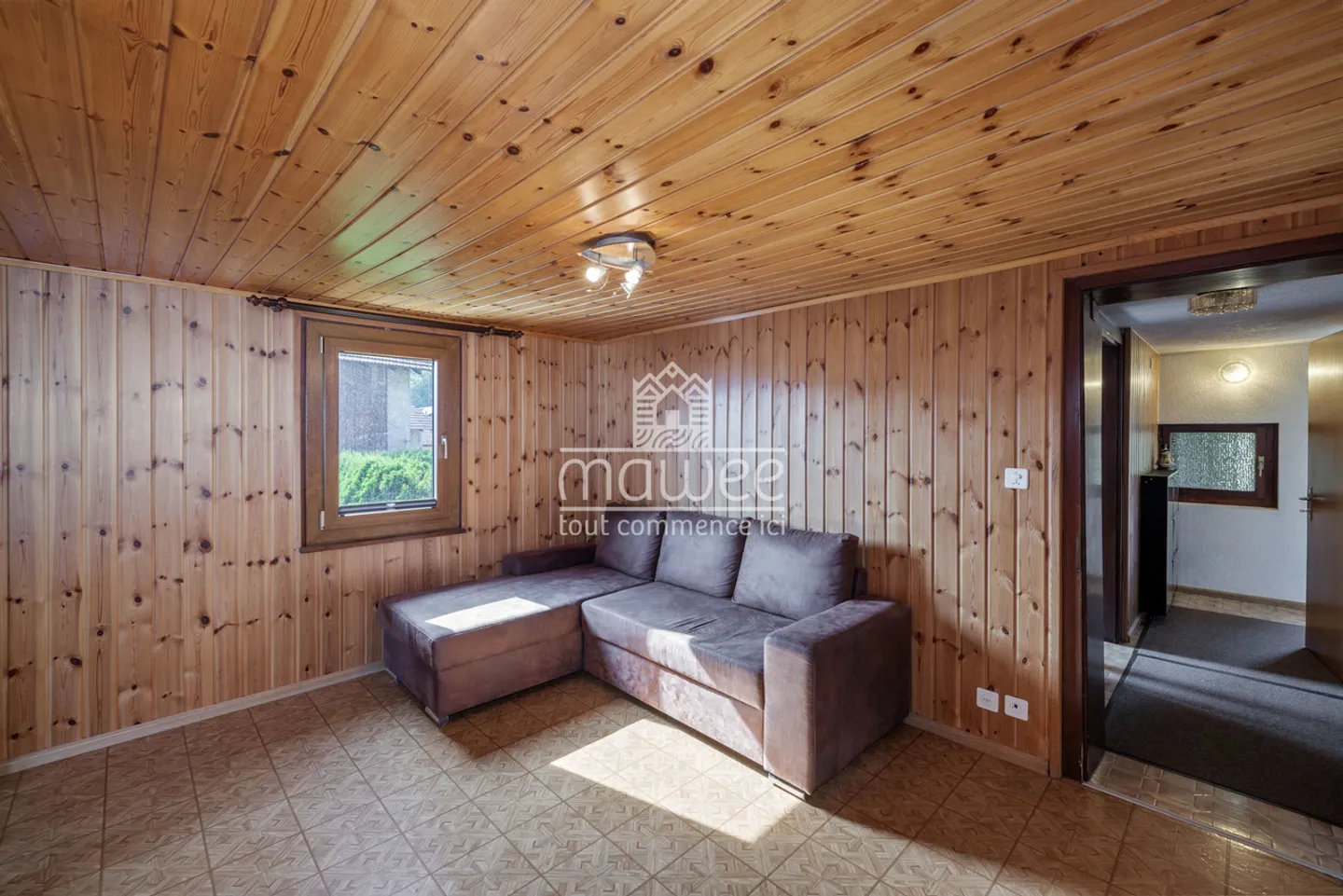 Semi-detached chalet with outbuilding and great potential in Granois - Photo 11 of 13