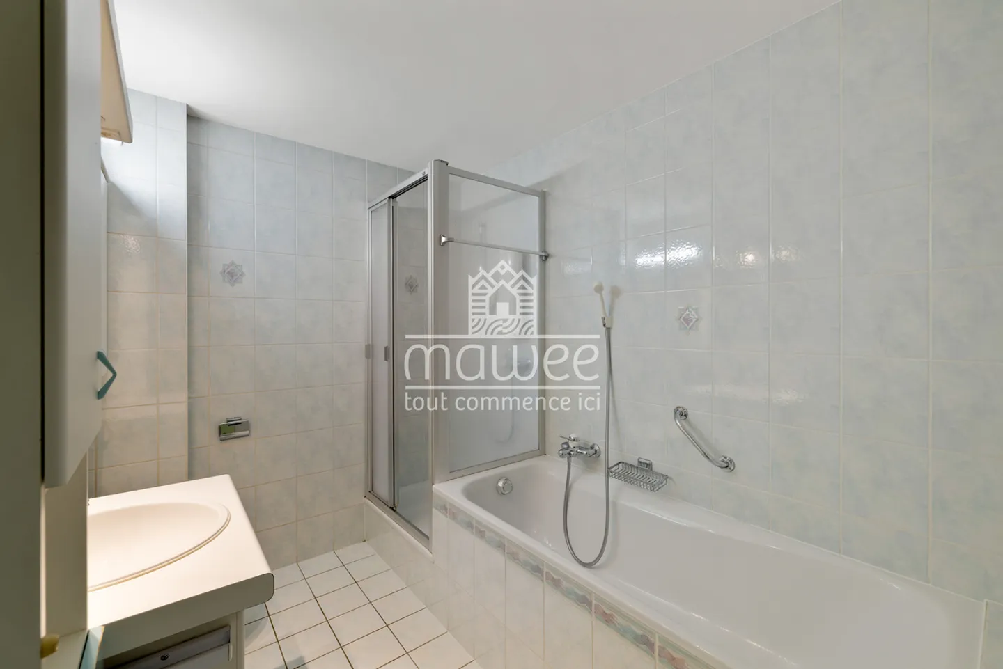 Appartamento luminoso di 3,5 locali con balcone e garage - contesto tranquillo - Foto 5 di 12