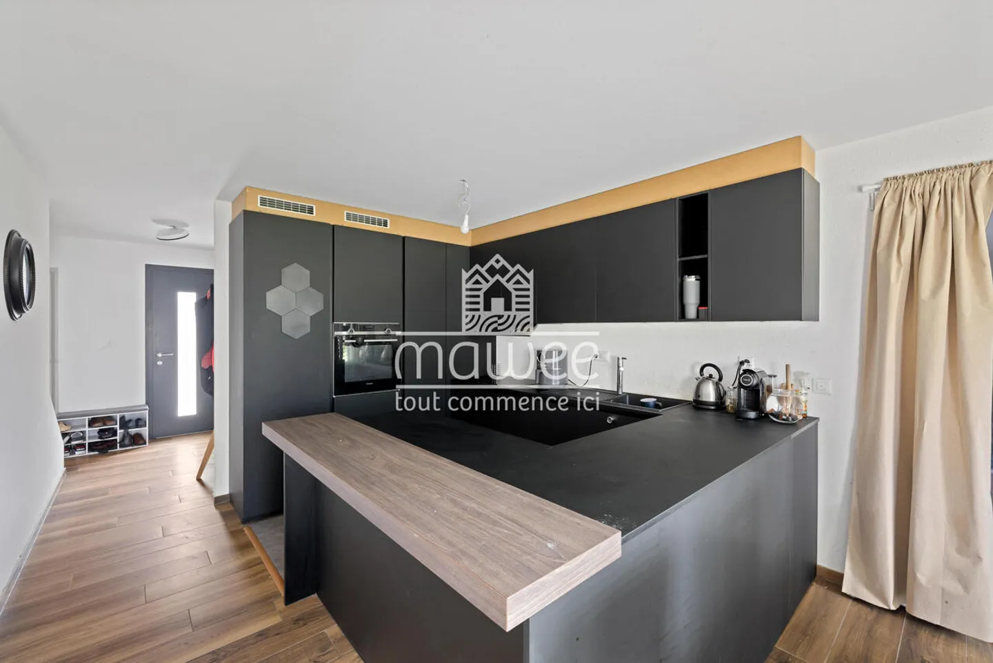 Magnificent modern detached villa in Charrat - Photo 6 of 13