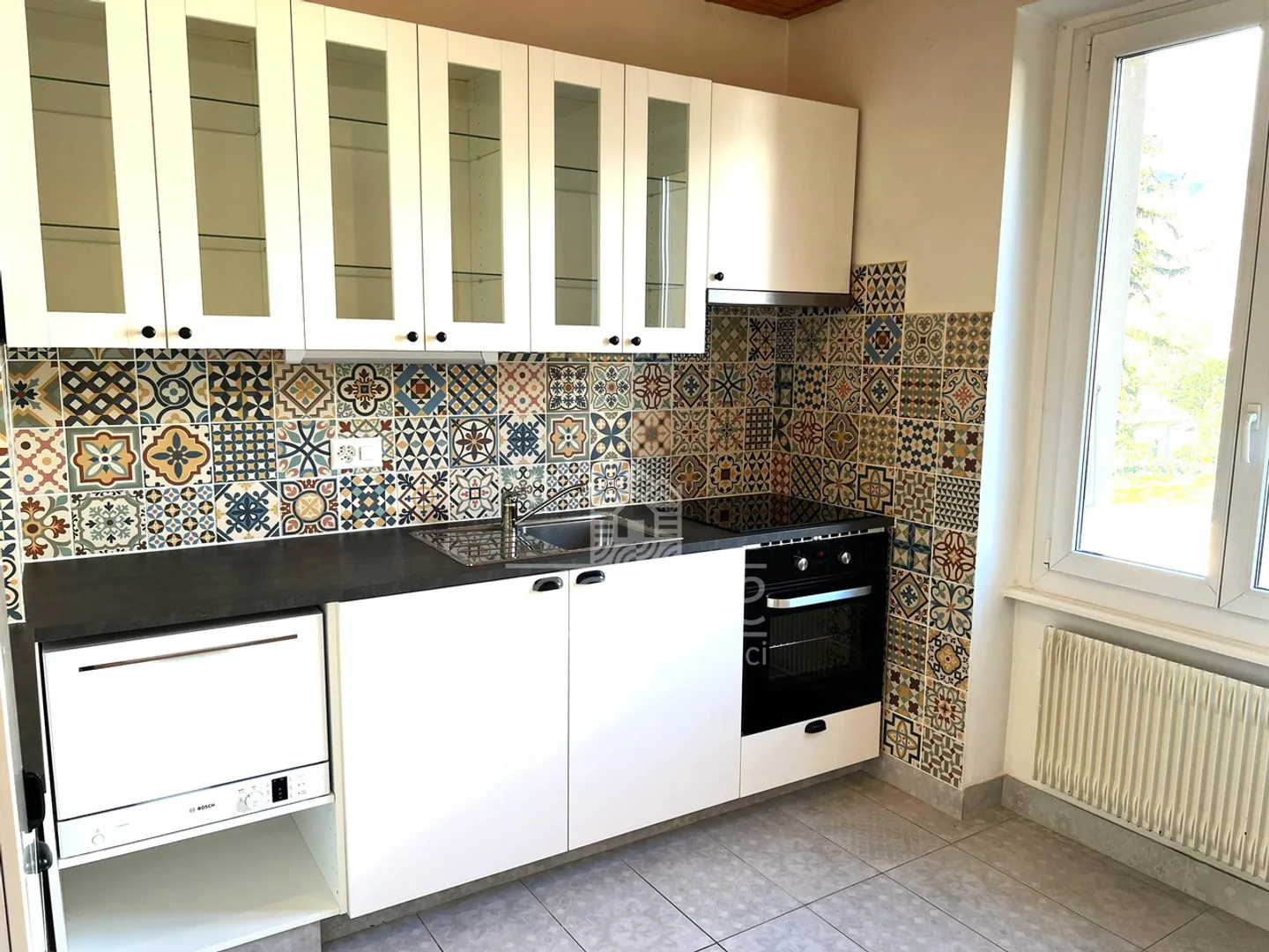 Incantevole appartamento di 2,5 stanze a Saxon - Foto 3 di 7