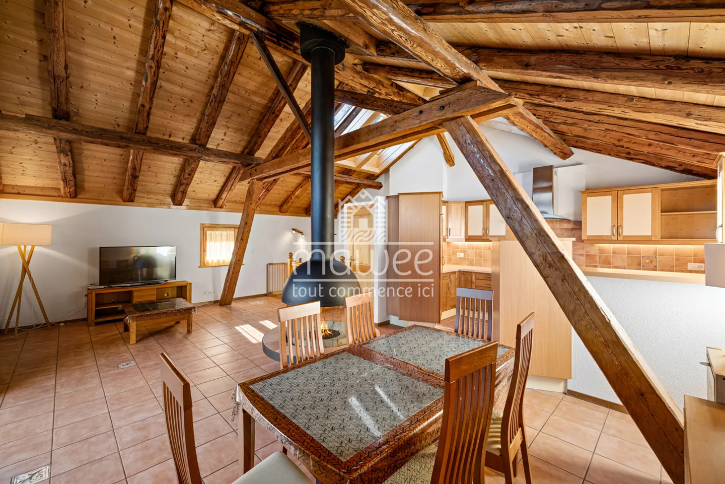 Rare opportunity in Vens - chalet with independent studio! - Photo 6 of 12