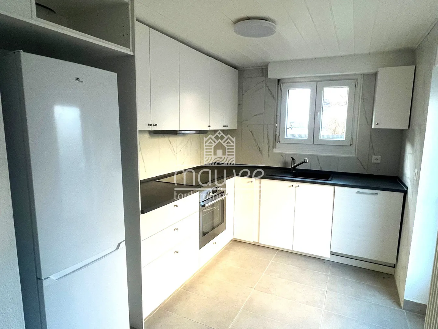 Rare in Collombey: 3.5 rooms with private entrance and large terrace - Photo 4 of 6