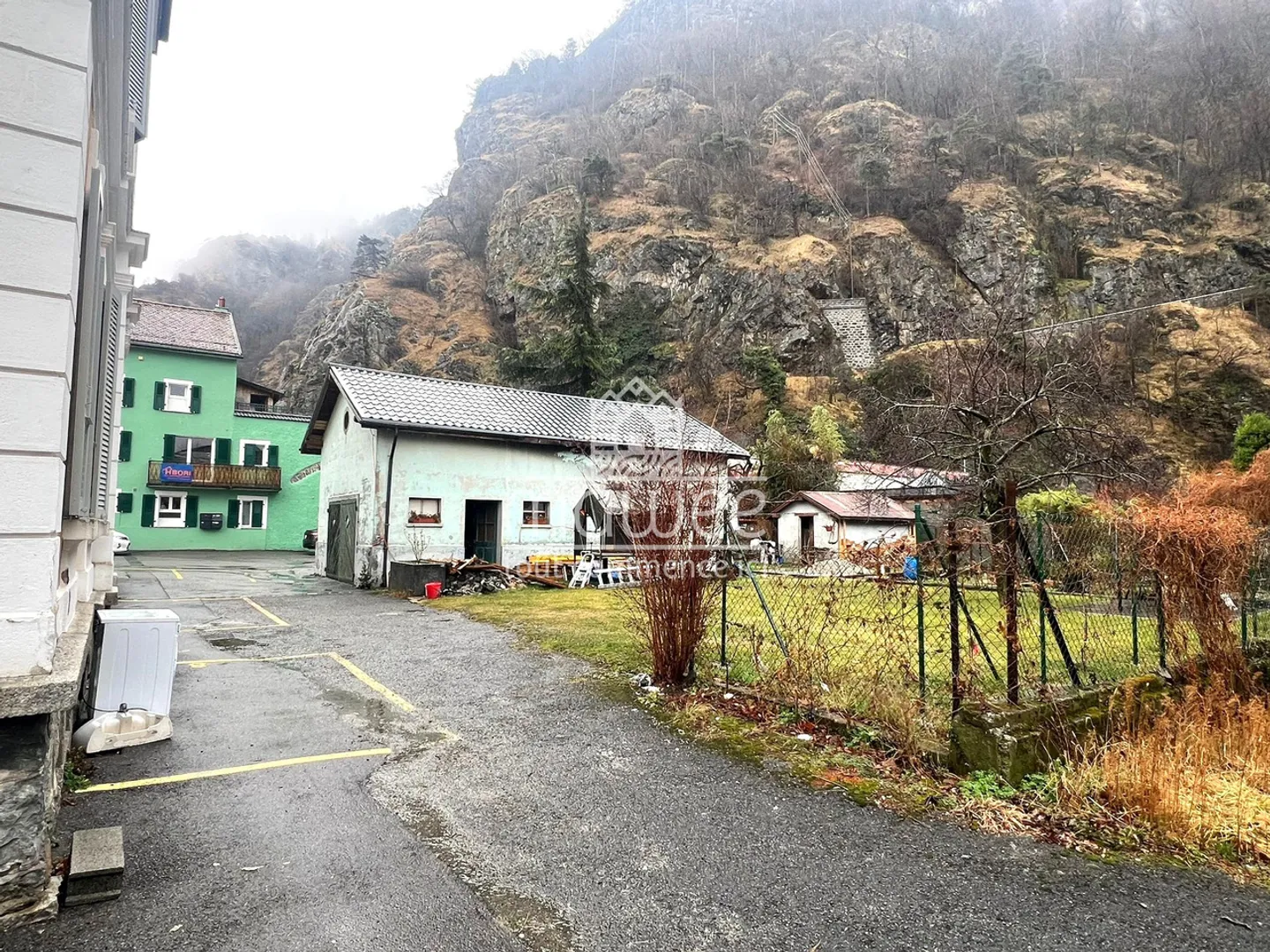 Immobile di rendimento ristrutturato con potenziale di sviluppo - Foto 5 di 6