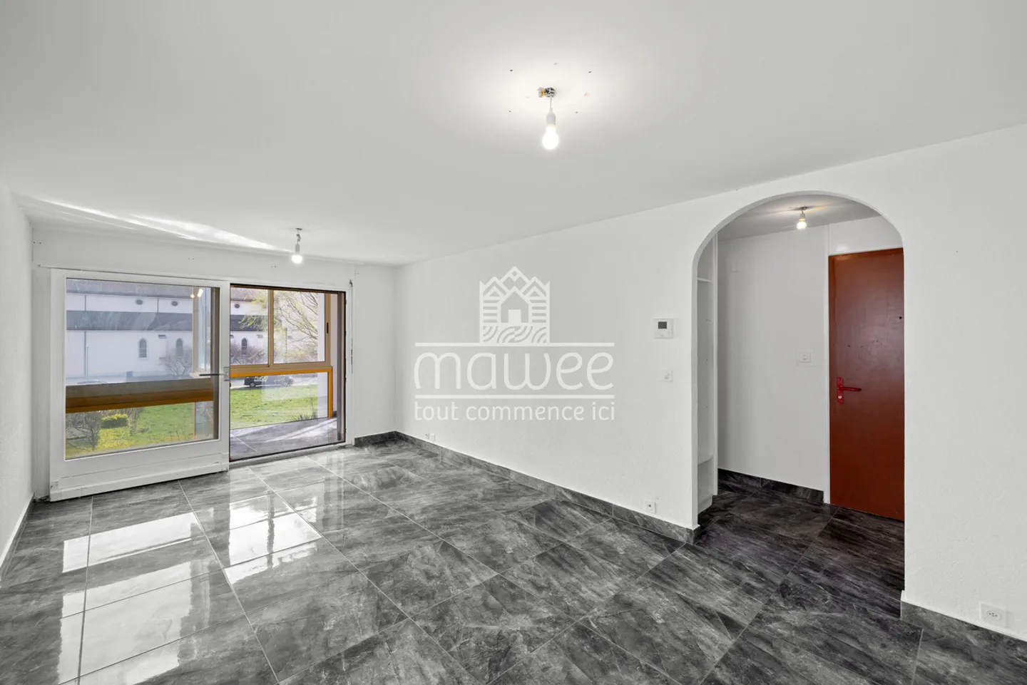 Beautiful 4.5 room apartment with loggia and included parking space - Photo 7 of 13