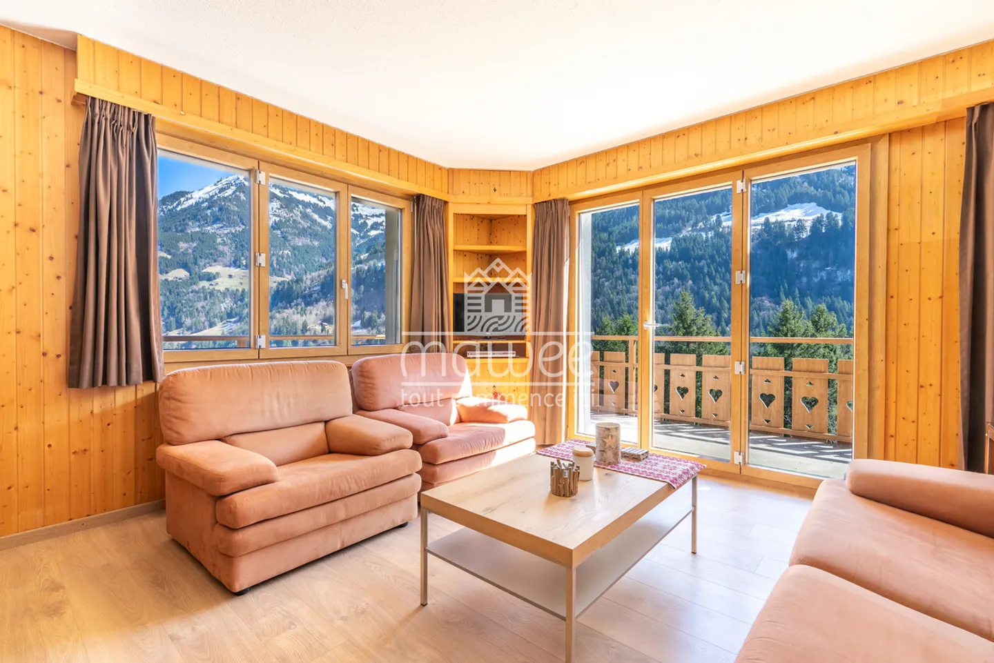Magnificent 3.5-room renovated apartment - Exceptional location in Champéry! - Photo 3 of 13