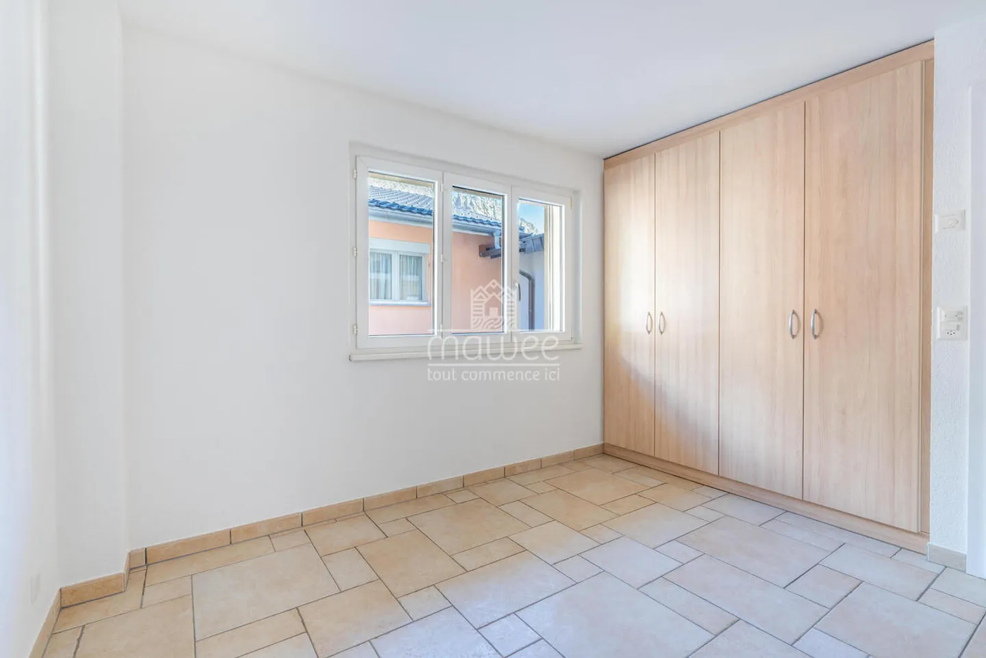 Appartement rénové en 2026 avec grande terrasse dans un petit immeuble - Photo 9 of 13