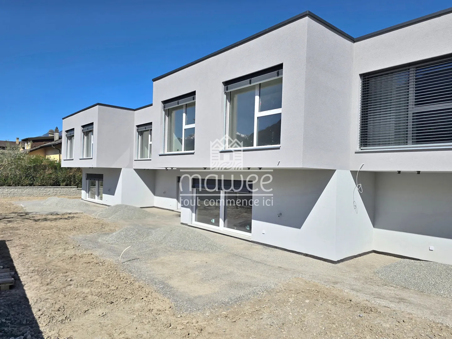 Nouvelles villas avec finitions - Photo 2 sur 13