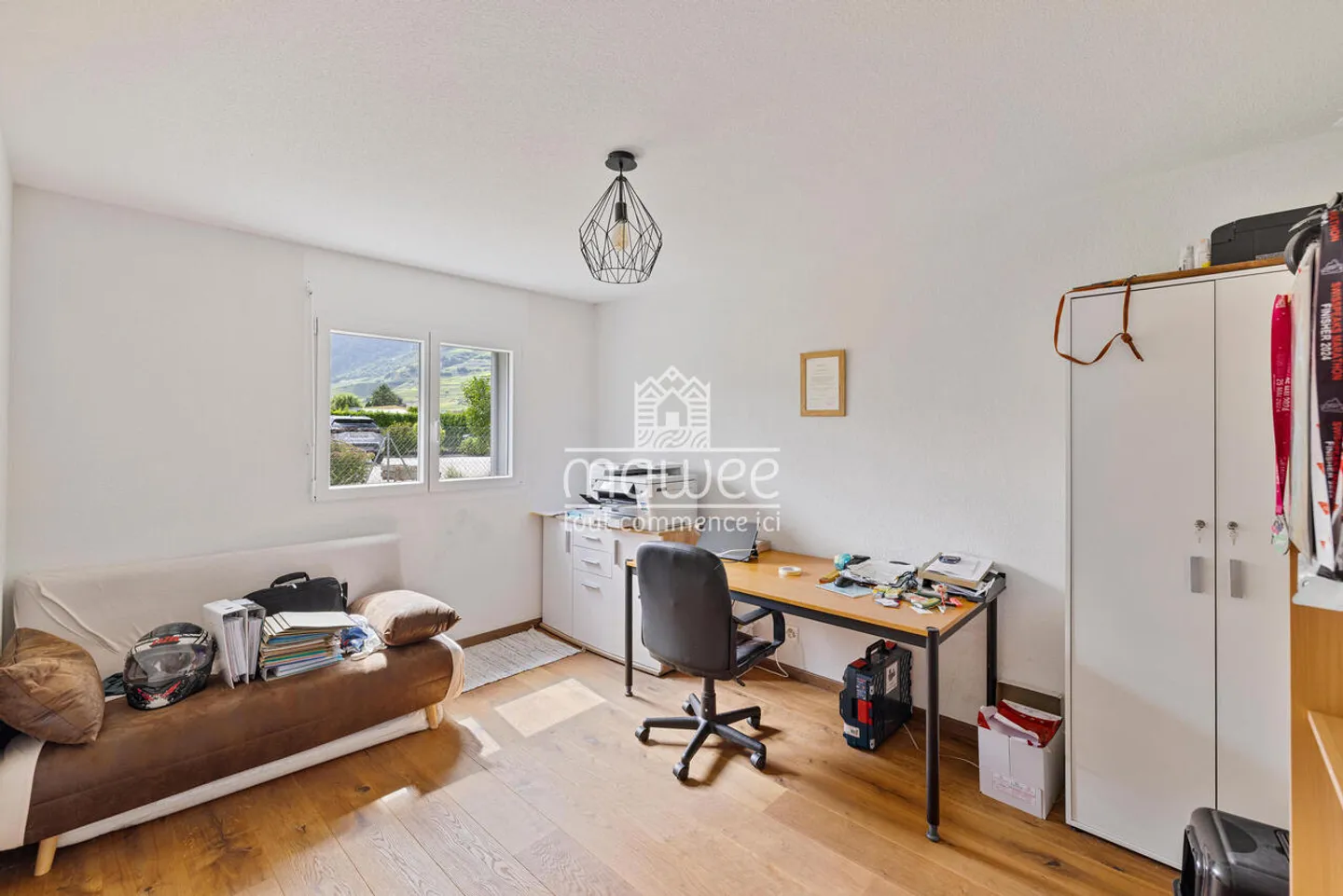 Charming 3.5-room apartment with terrace, garden, and two parking spaces - Photo 12 of 13