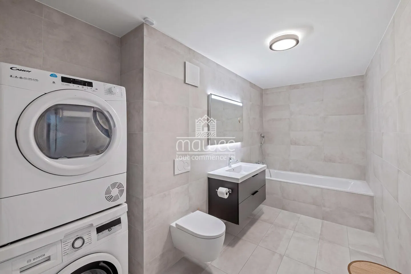 NEW! Exclusive 4.5 rooms in the center of Martigny - Photo 8 of 13