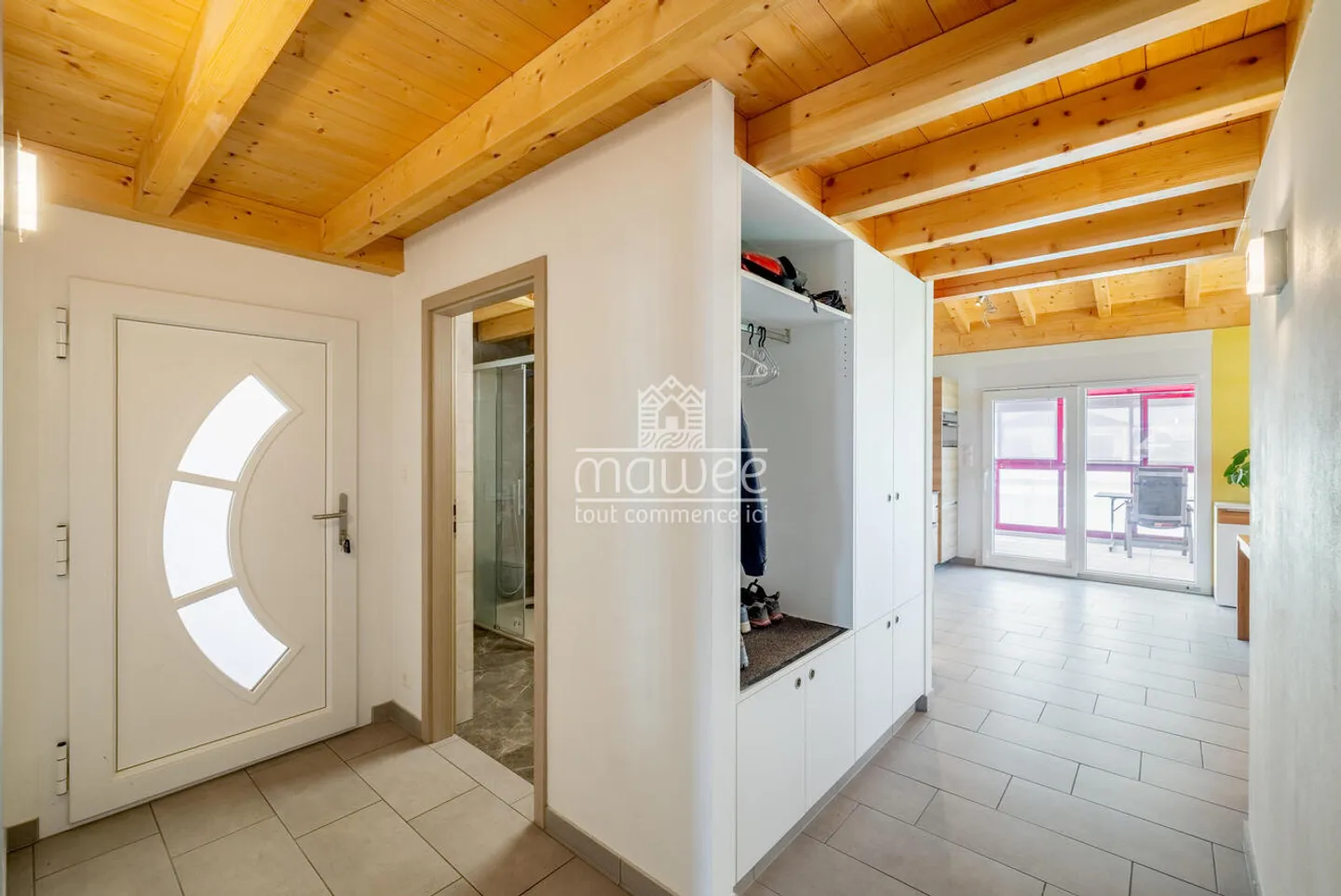 Wunderschöne 4,5 Zimmer mit Mezzanin - Komfort, Volumen und Ruhe - Foto 5 von 13