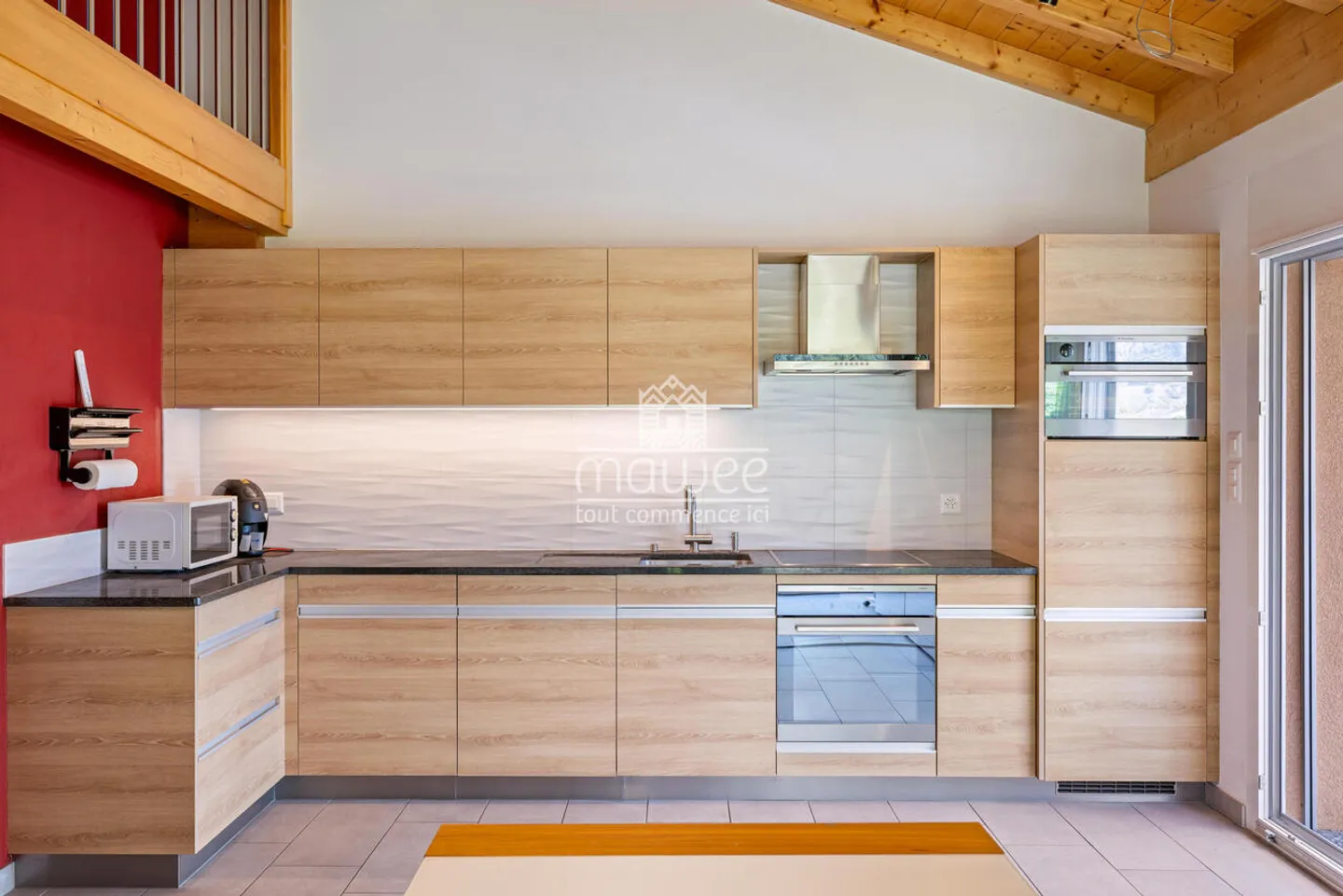 Wunderschöne 4,5 Zimmer mit Mezzanin - Komfort, Volumen und Ruhe - Foto 4 von 13