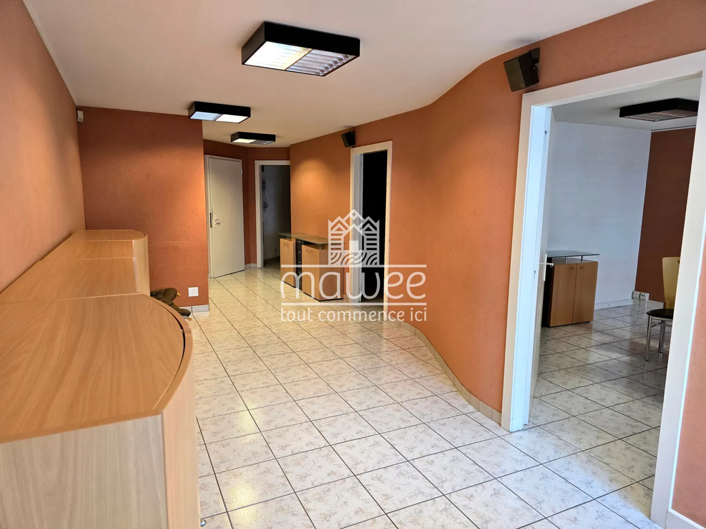 Office / commercial space of 75 m² in the center of Martigny - Photo 2 of 13