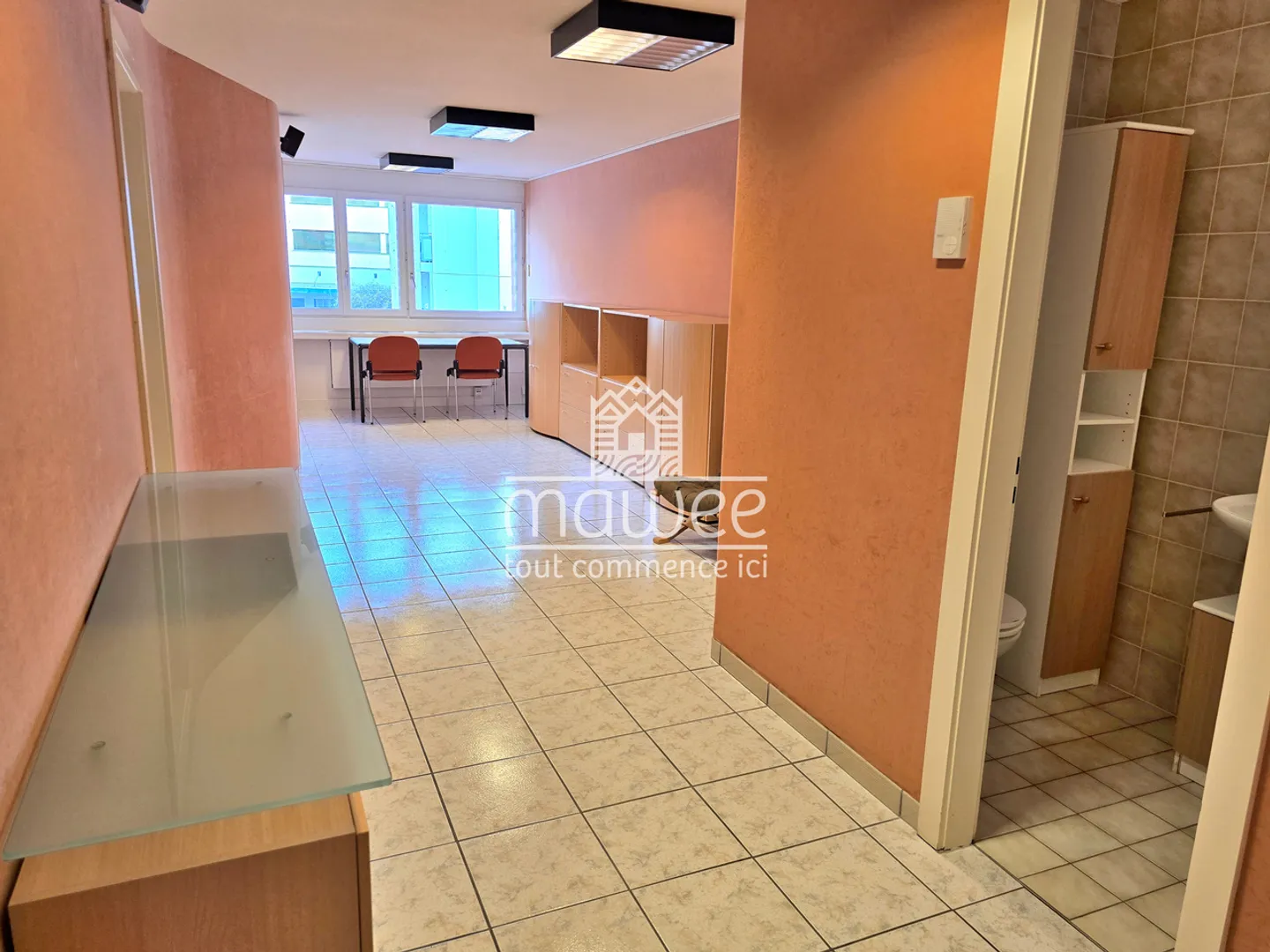 Office / commercial space of 75 m² in the center of Martigny - Photo 4 of 13