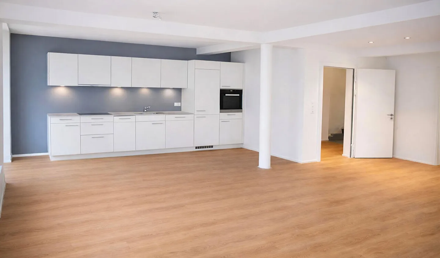Zentrales Wohn- und Geschäftshaus mit Baulandreserve - Foto 5 von 7