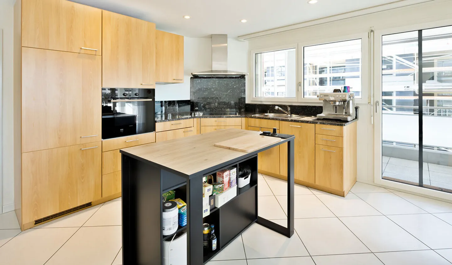 Appartamento luminoso in città - Flair urbano tra Neustadt e il lago - Foto 3 di 6