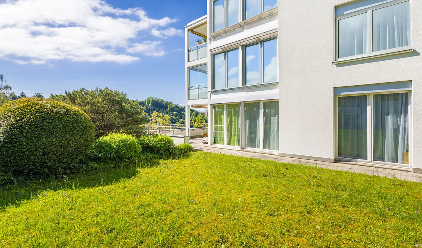 Appartamento con giardino di 4,5 locali con vista sul Pilatus - Foto 7 di 8