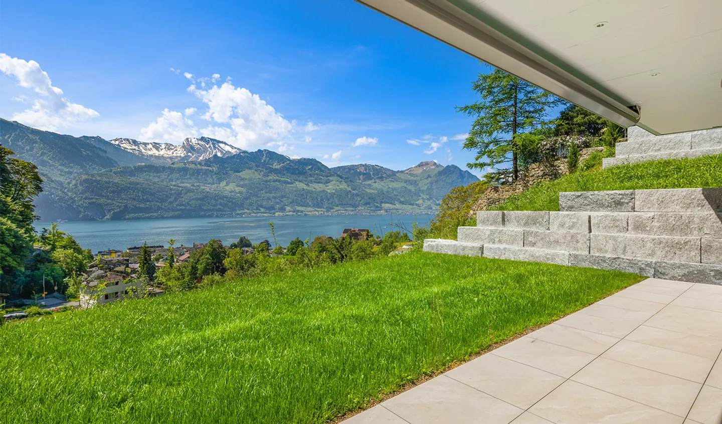 Neubau-Gartenwohnung mit unverbaubarer Seesicht - Foto 1 di 10