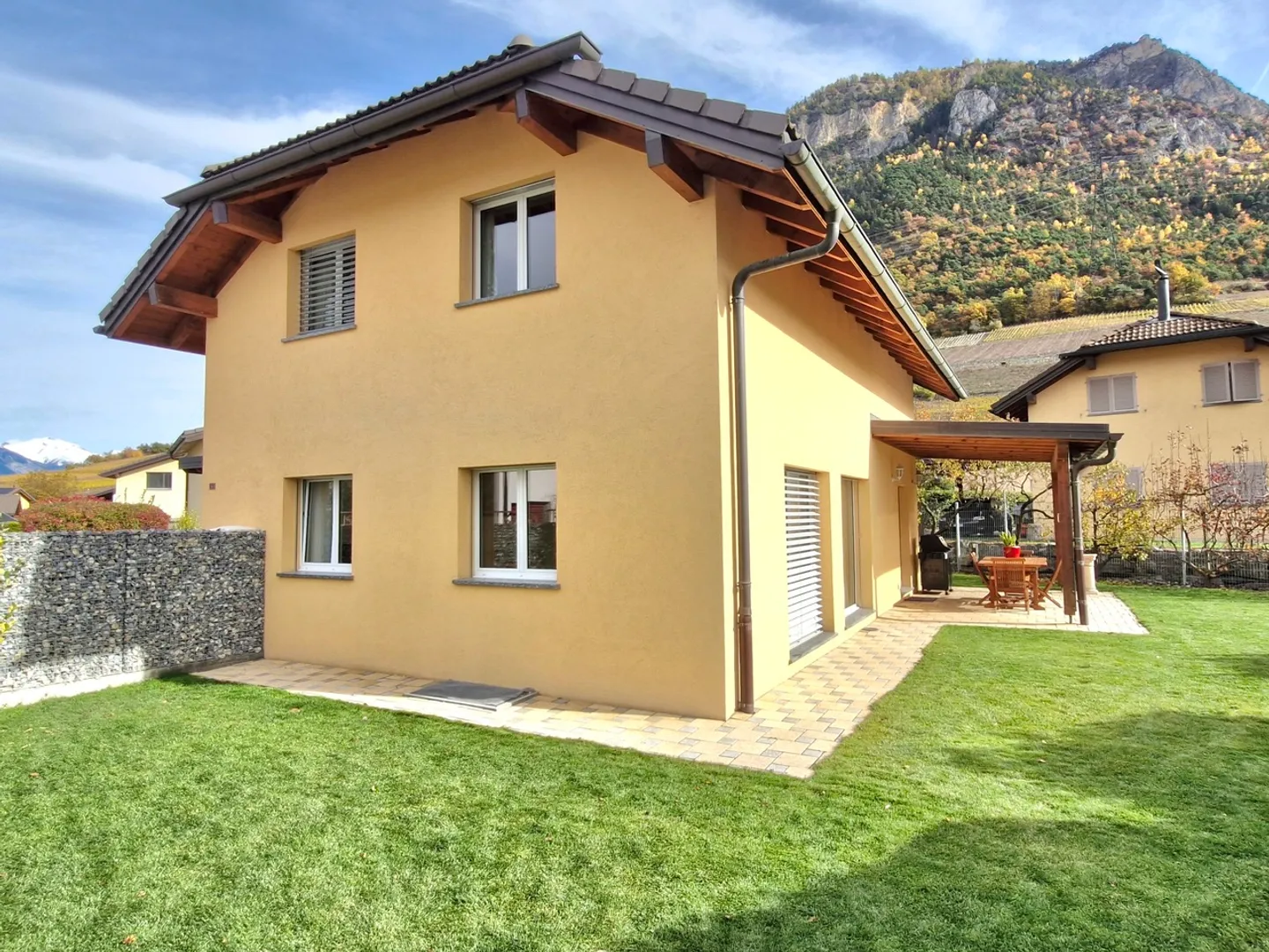 Superbe villa au sein d'un quartier paisible - Foto 1 di 12