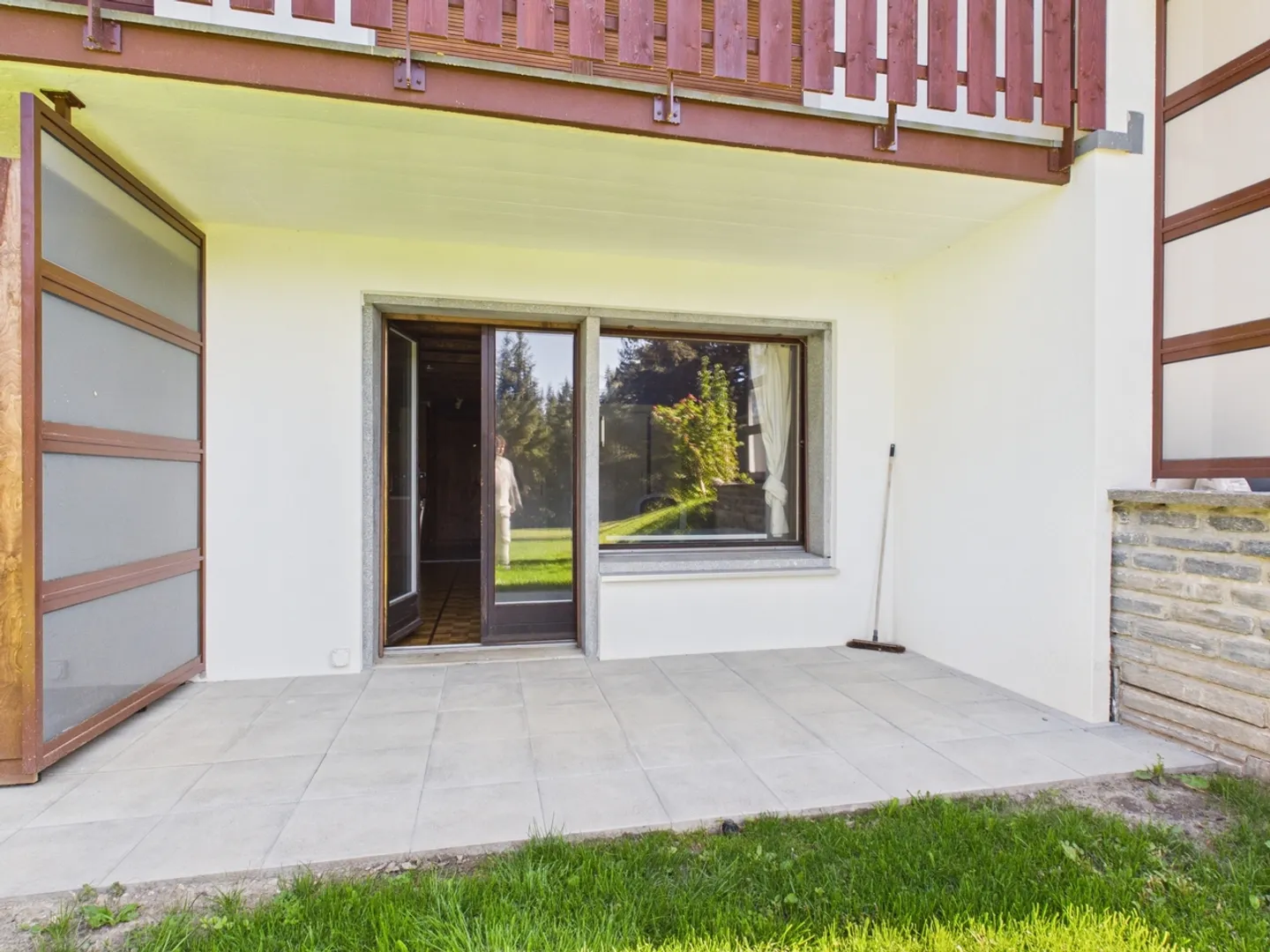 Renovated Studio, Quiet Terrace - Crans-Montana - Photo 3 of 9