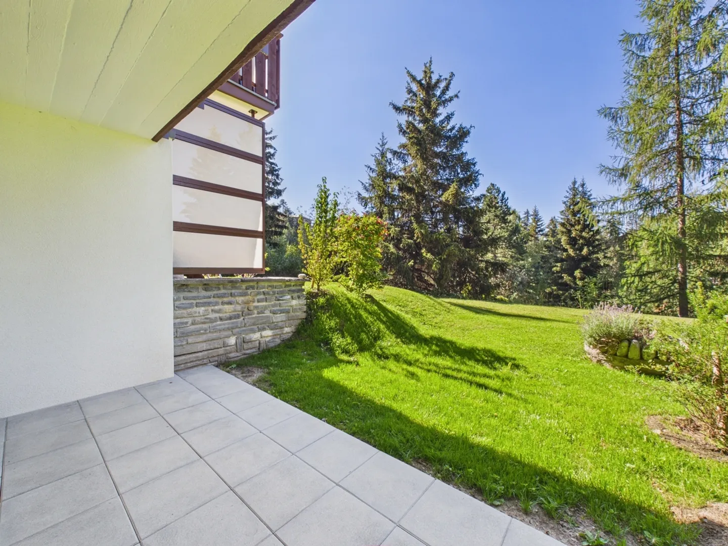 Renovated Studio, Quiet Terrace - Crans-Montana - Photo 2 of 9
