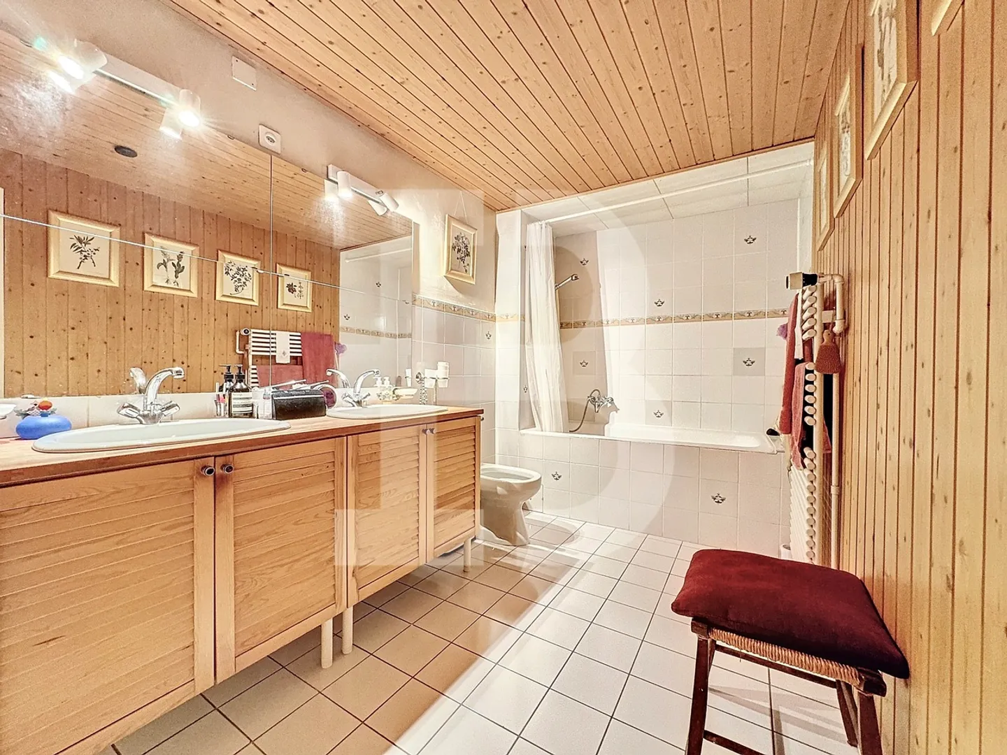 Magnifica fattoria nel cuore del villaggio di Bernex - Foto 8 di 12