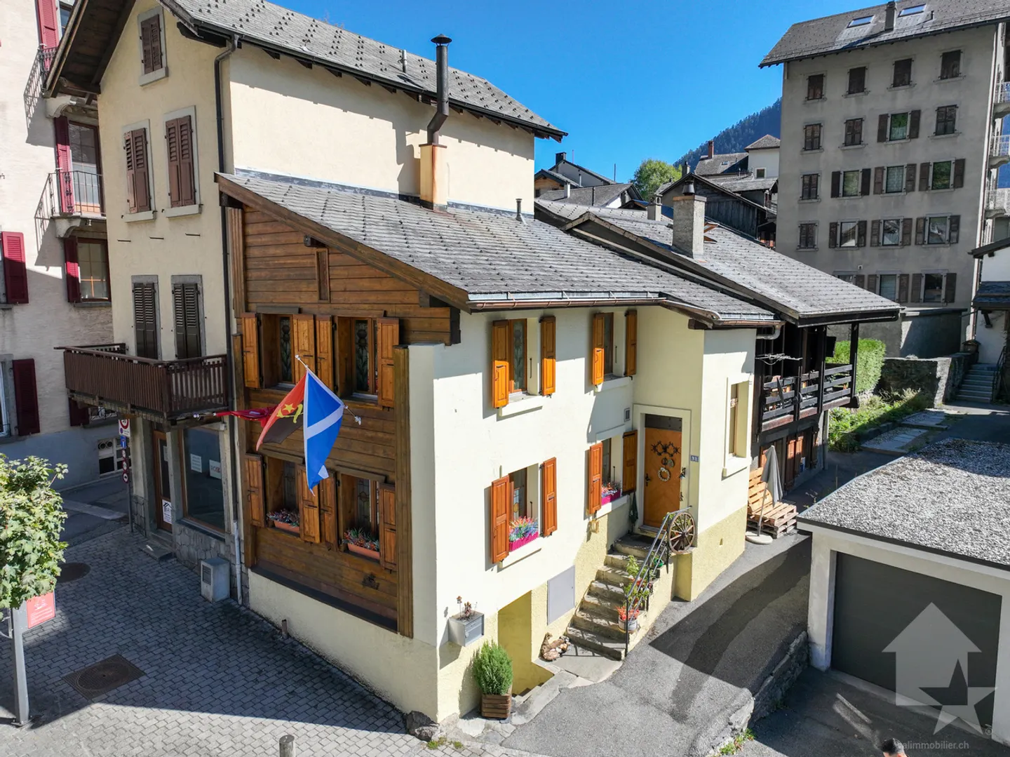 Casa di villaggio nel cuore di Salvan, un nido autentico - Foto 10 di 11
