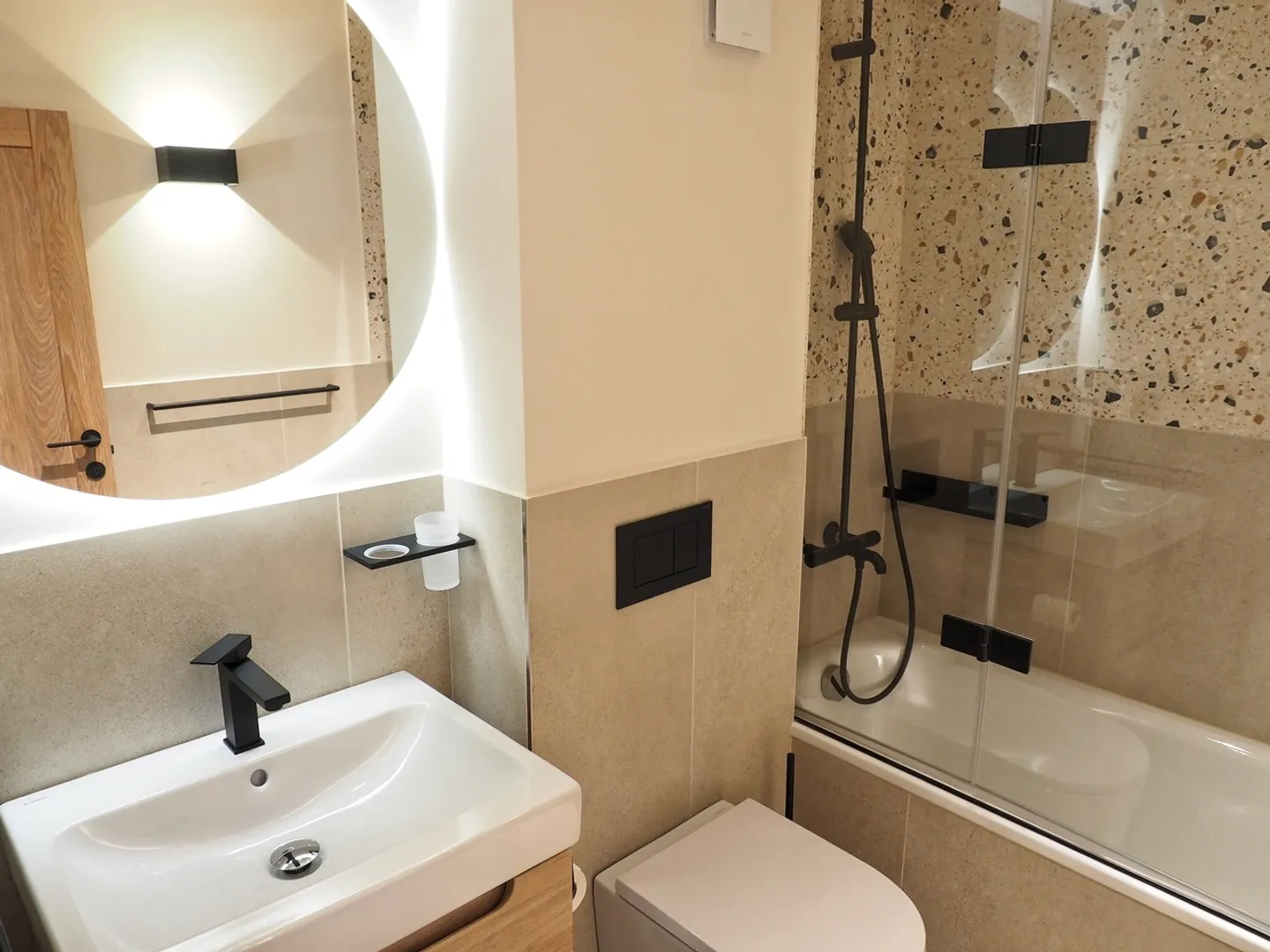 Annual rental - available from 1st May 2026 - Photo 6 of 13