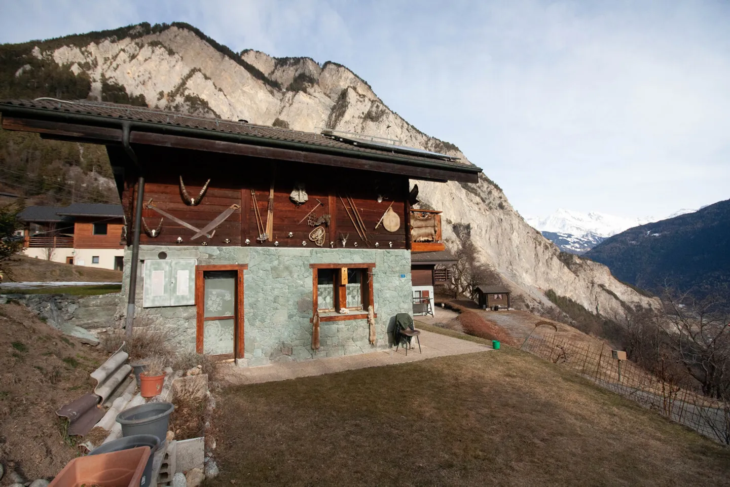 Chalet rustique ensoleillé à Vens - Photo 1 sur 9