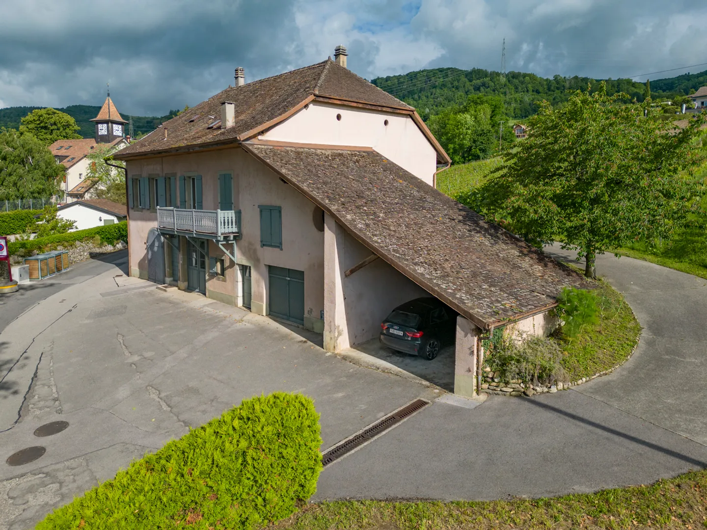 An den Toren von Rolle, Winzerhaus umgeben von Weinbergen - Foto 7 von 8