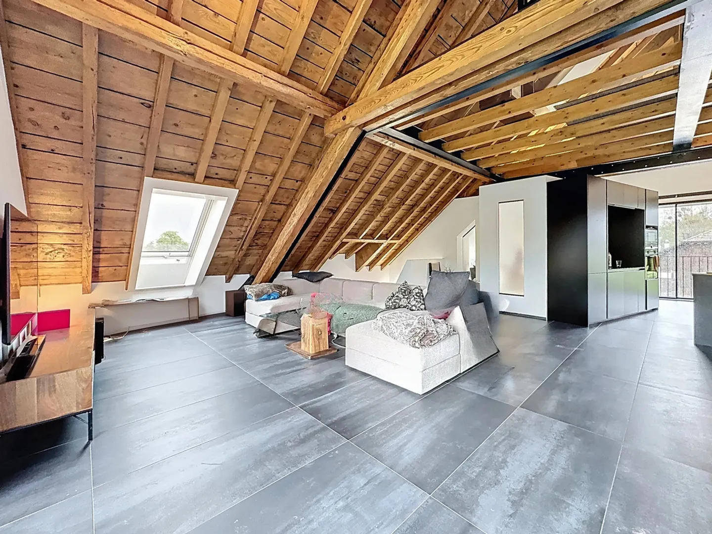 Loft eccezionale di 2,5 stanze - Foto 3 di 7