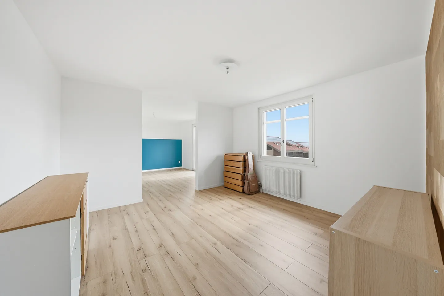 Village house with 7.5 rooms and pool in the heart of Gilly - Photo 9 of 13