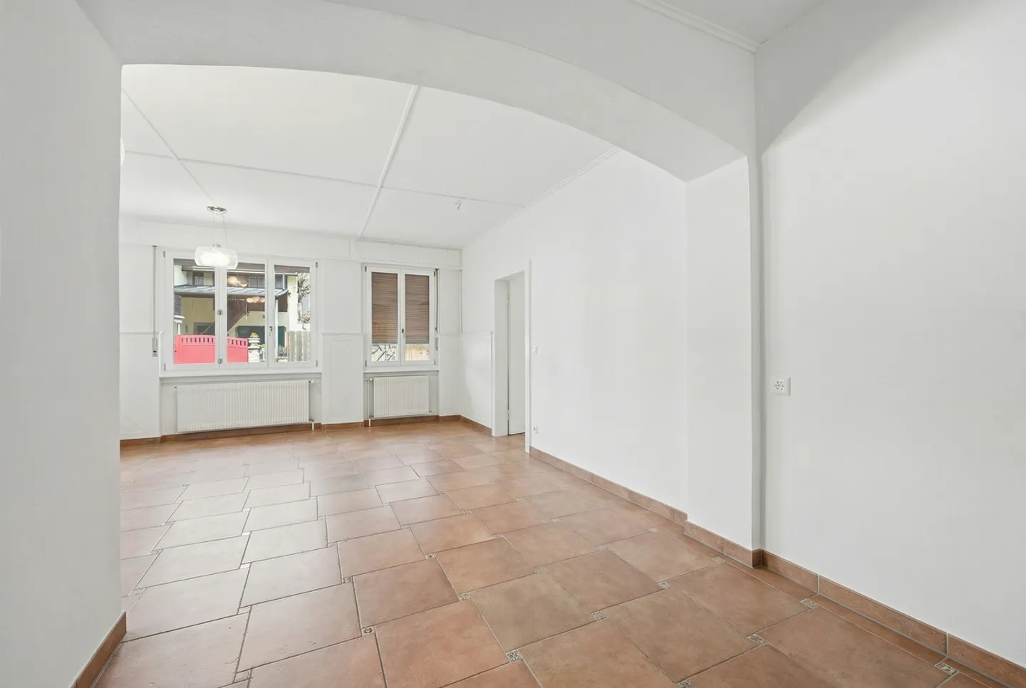 Village house with 7.5 rooms and pool in the heart of Gilly - Photo 6 of 13