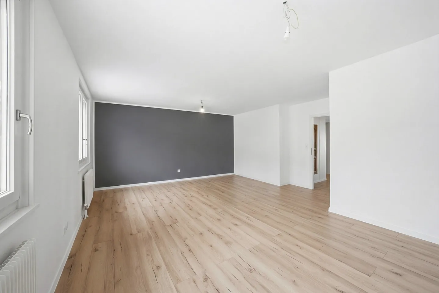 Village house with 7.5 rooms and pool in the heart of Gilly - Photo 11 of 13