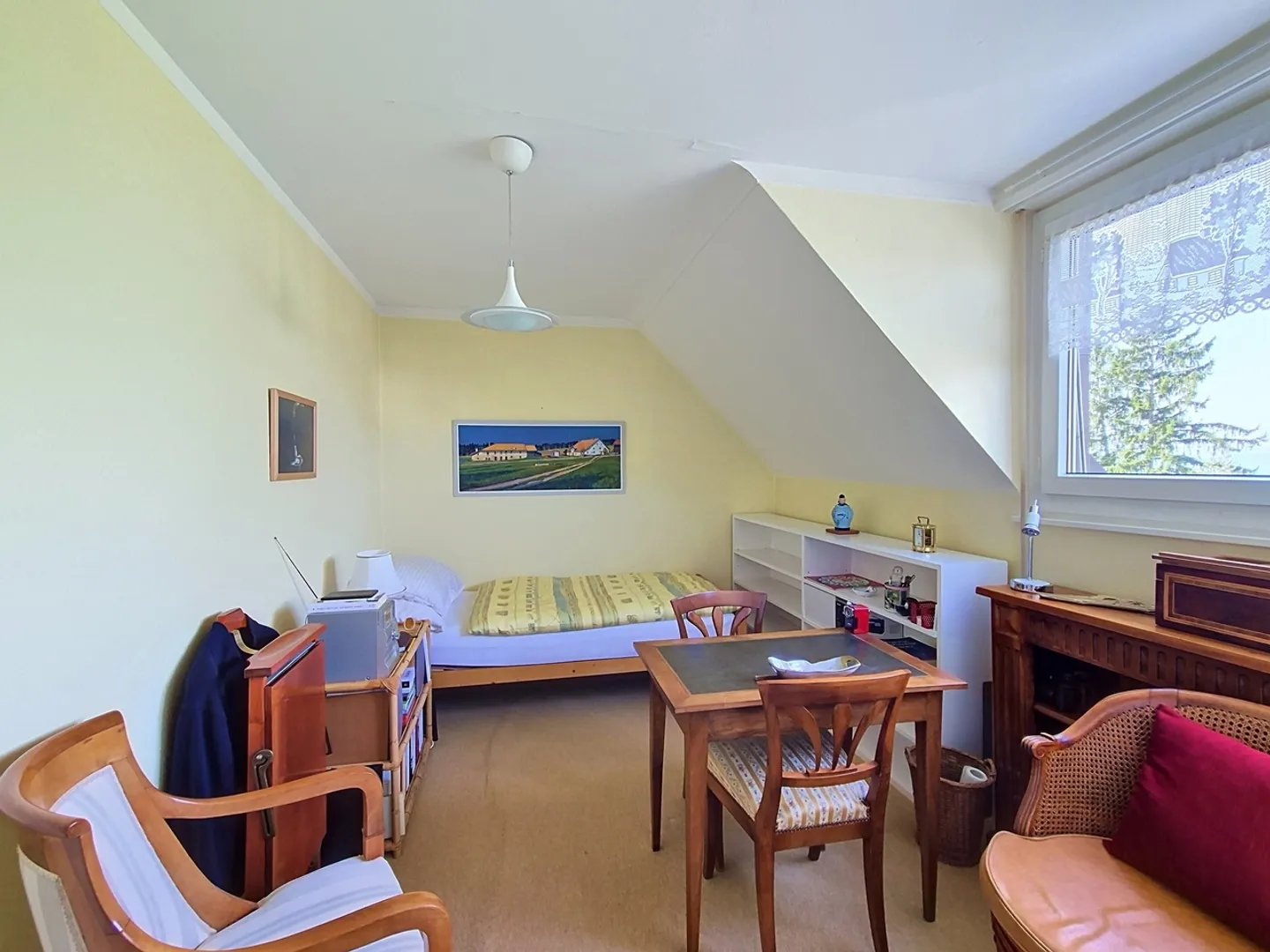 Chailly: Individuelles Charakterhaus auf einem großen Grundstück - Foto 12 von 13