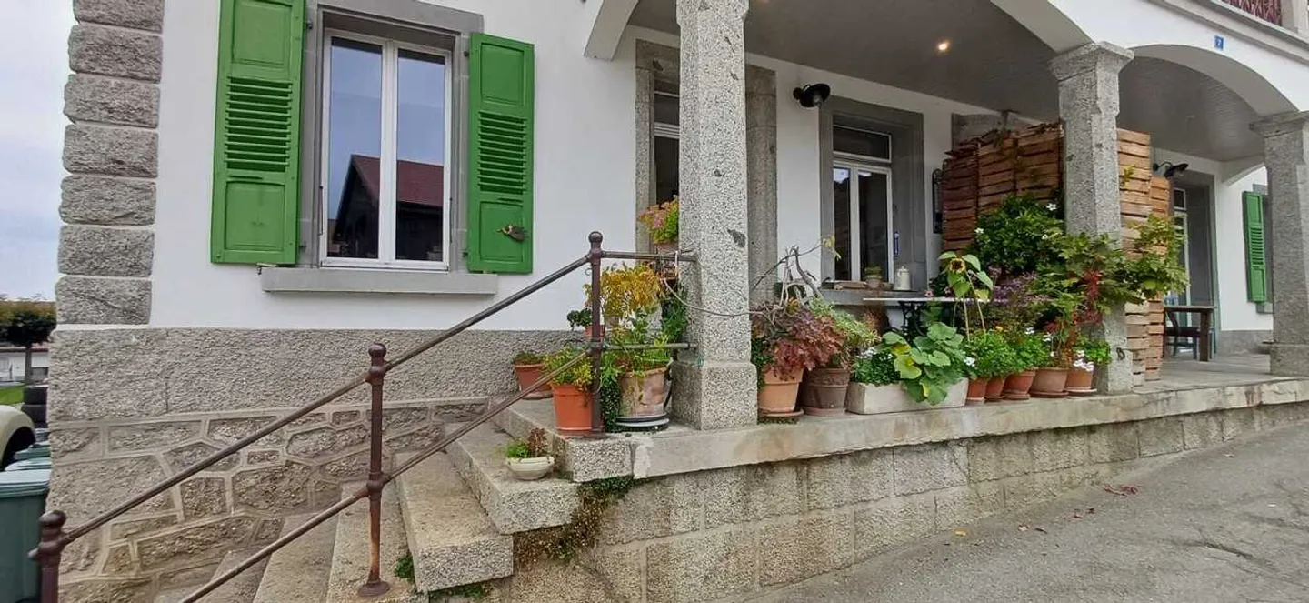 Vendesi in parte o l'intero edificio di 4 appartamenti + deposito - Foto 11 di 11