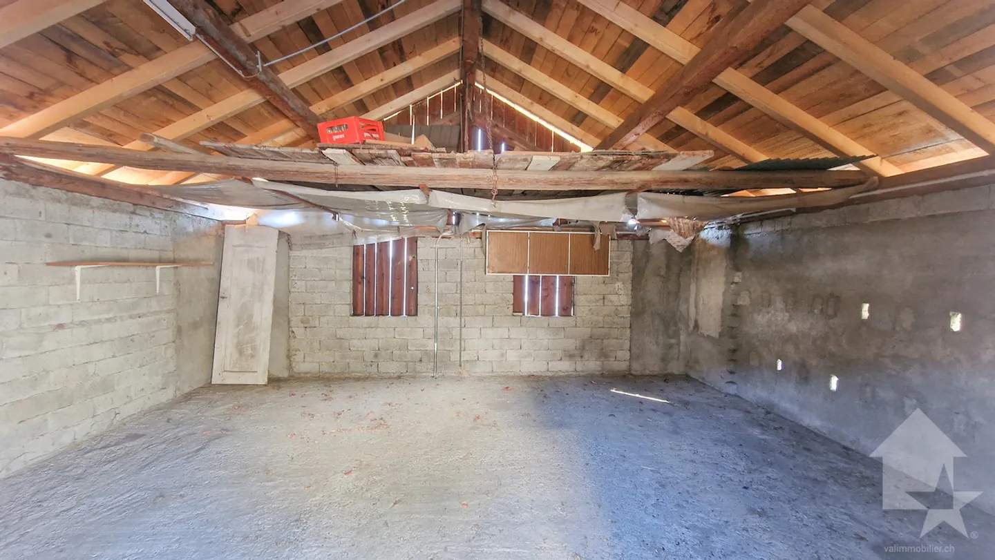 Appartamento di 5.5 locali + fienile/garage, splendida vista, tranquillo, soleggiato - Foto 12 di 13