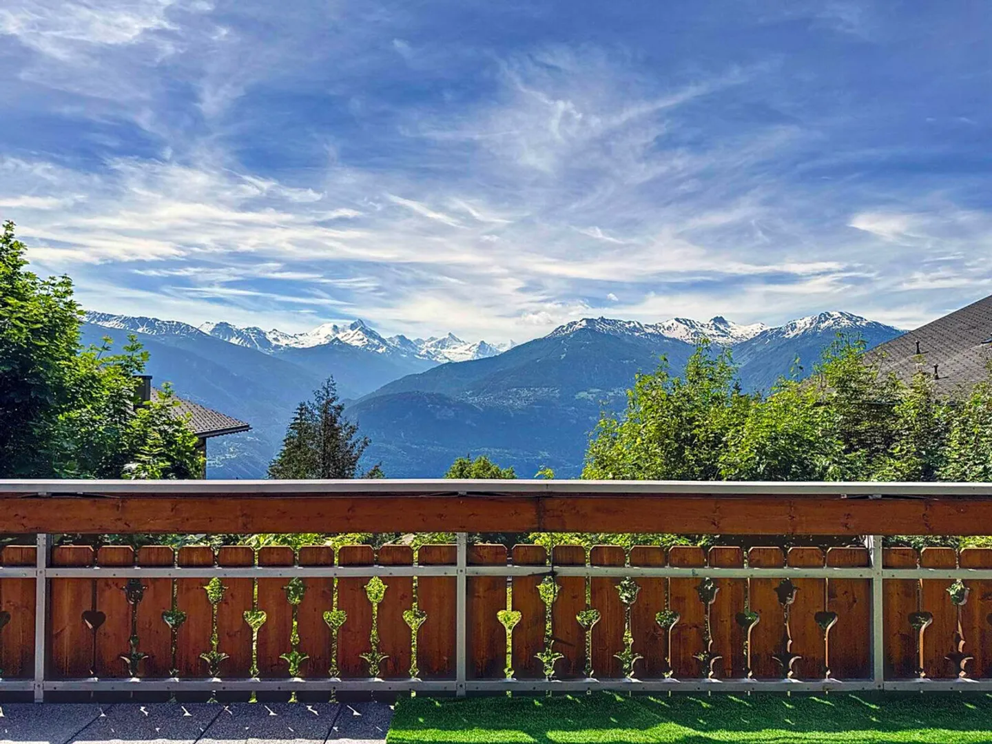 Appartamento di 4,5 locali con ampio terrazzo e balcone - Montana - Foto 1 di 13