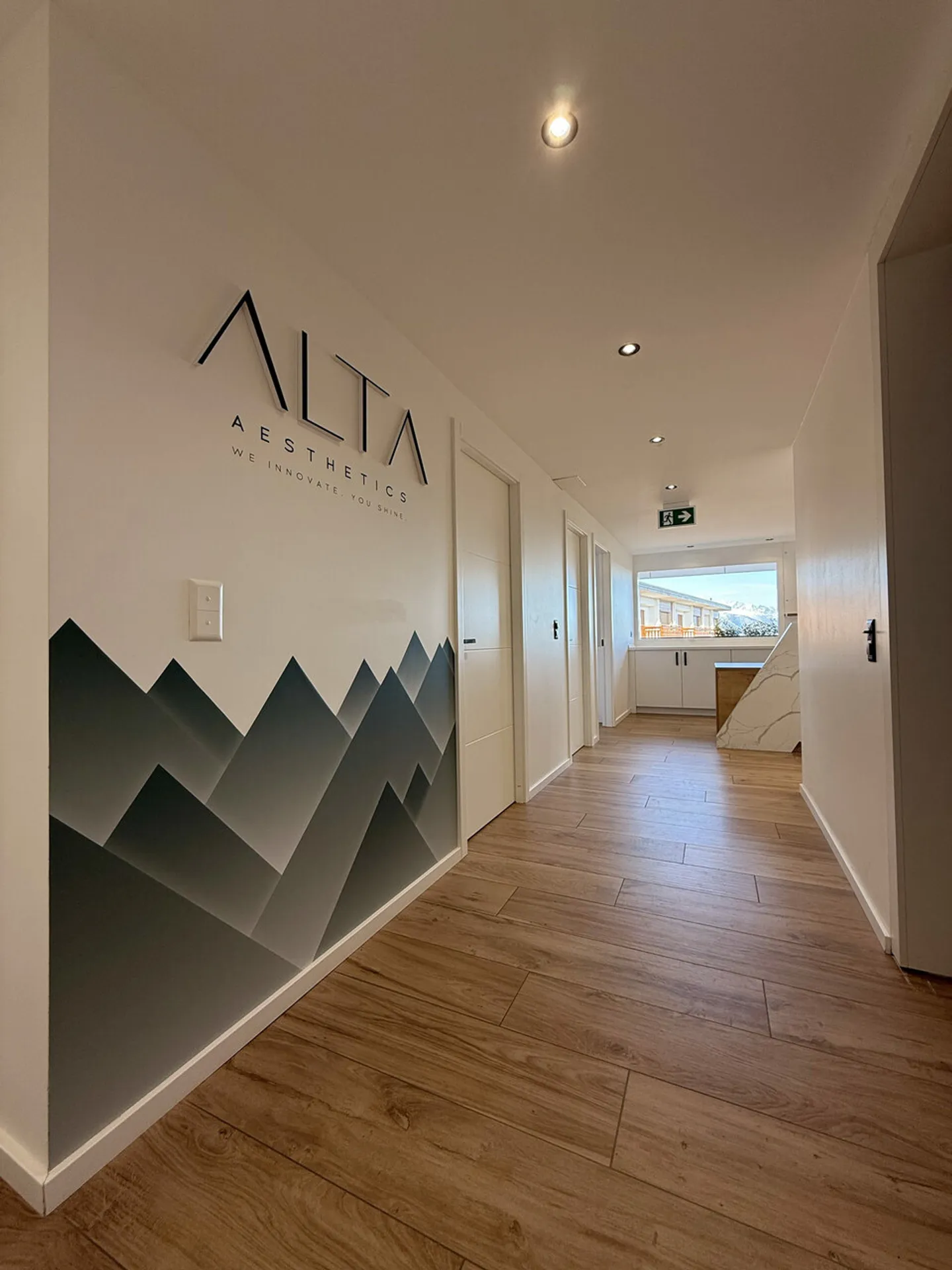 Appartamento di 5,5 locali nel centro di Crans-Montana - Foto 2 di 13