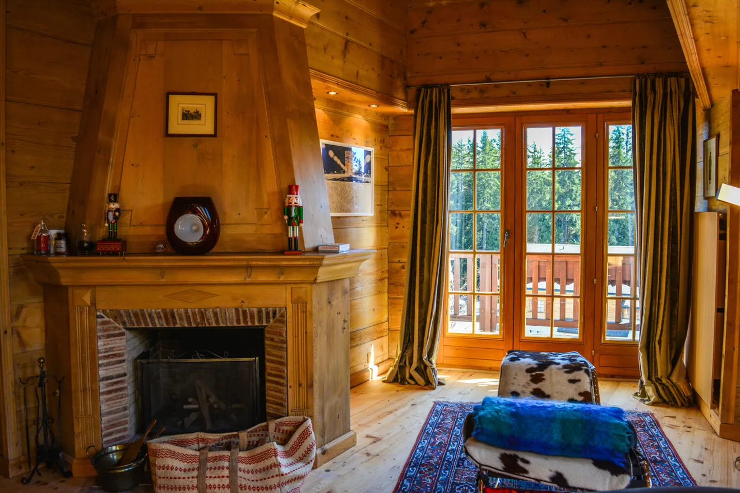 LOC 246 - SATURNE C32 PENTHOUSE - Photo 3 of 12